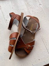 Load image into Gallery viewer, Salt Water Classic Sandal in Tan