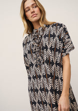 Load image into Gallery viewer, 0039 Italy Kleid Daisy Dress in Print