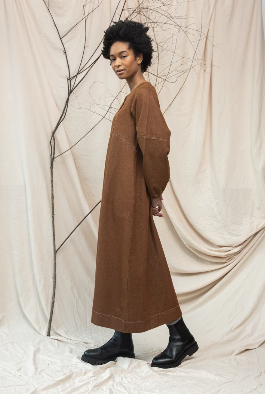 Beaumont Organic Gale Leigh Recycled Cotton Denim Dress in Bark Brown