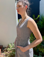 Load image into Gallery viewer, Modaspia Fiji Dress in Black and White Seersucker