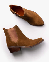 Load image into Gallery viewer, Penelope Chilvers Rove Suede Boot in Peat