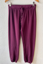Load image into Gallery viewer, LA Made Classic Slim Jogger in Burgundy